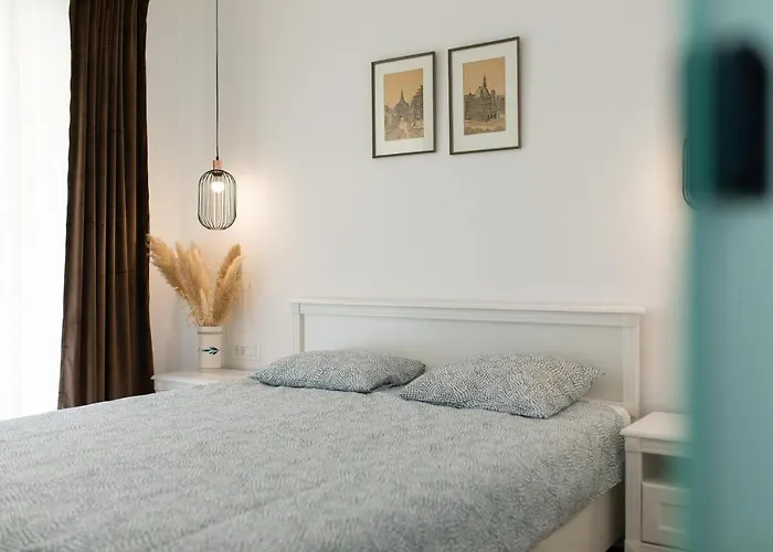 Anika* Brand New And Close To Apartamento *