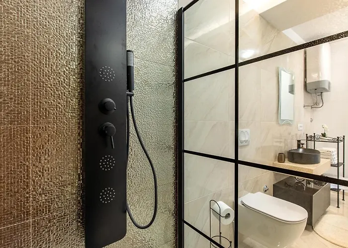 Anika* Brand New And Close To Punat