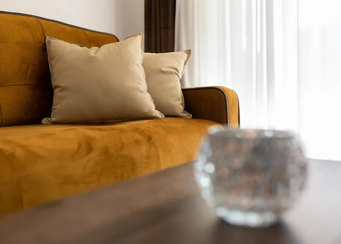 Anika* Brand New And Close To Lejlighed