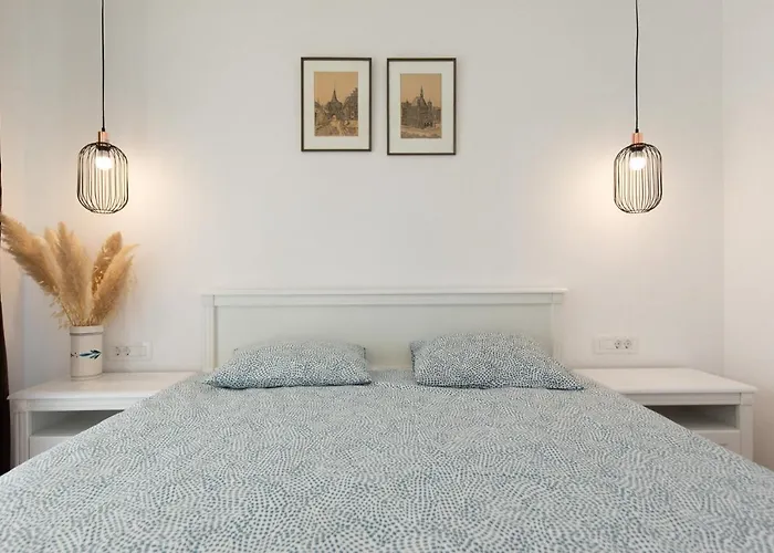 Anika* Brand New And Close To Punat